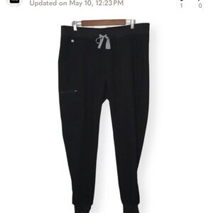 Figs Zamora Jogger Scrub Pants in Black. XL PETITE